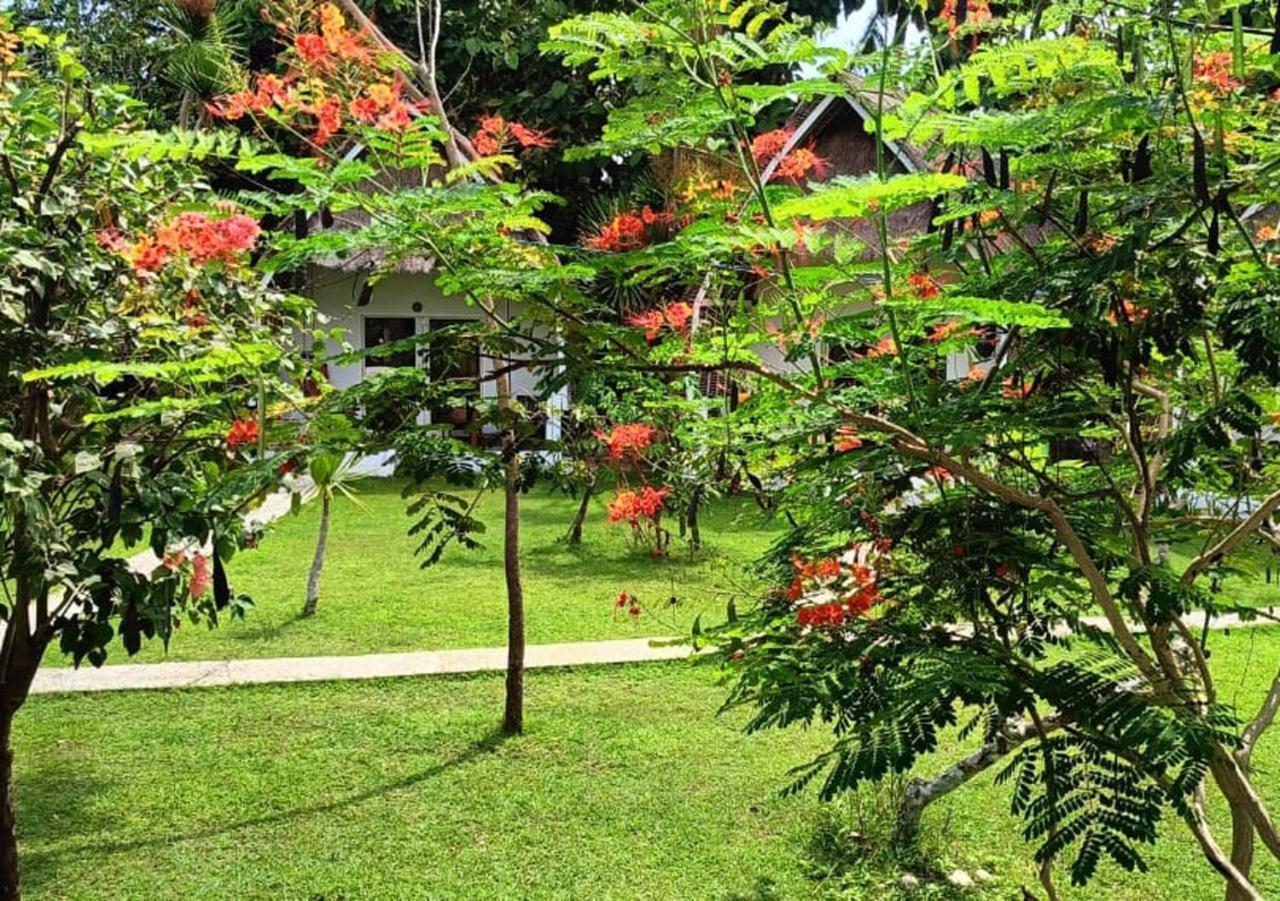 Namaste Bungalows Sakti Luaran gambar