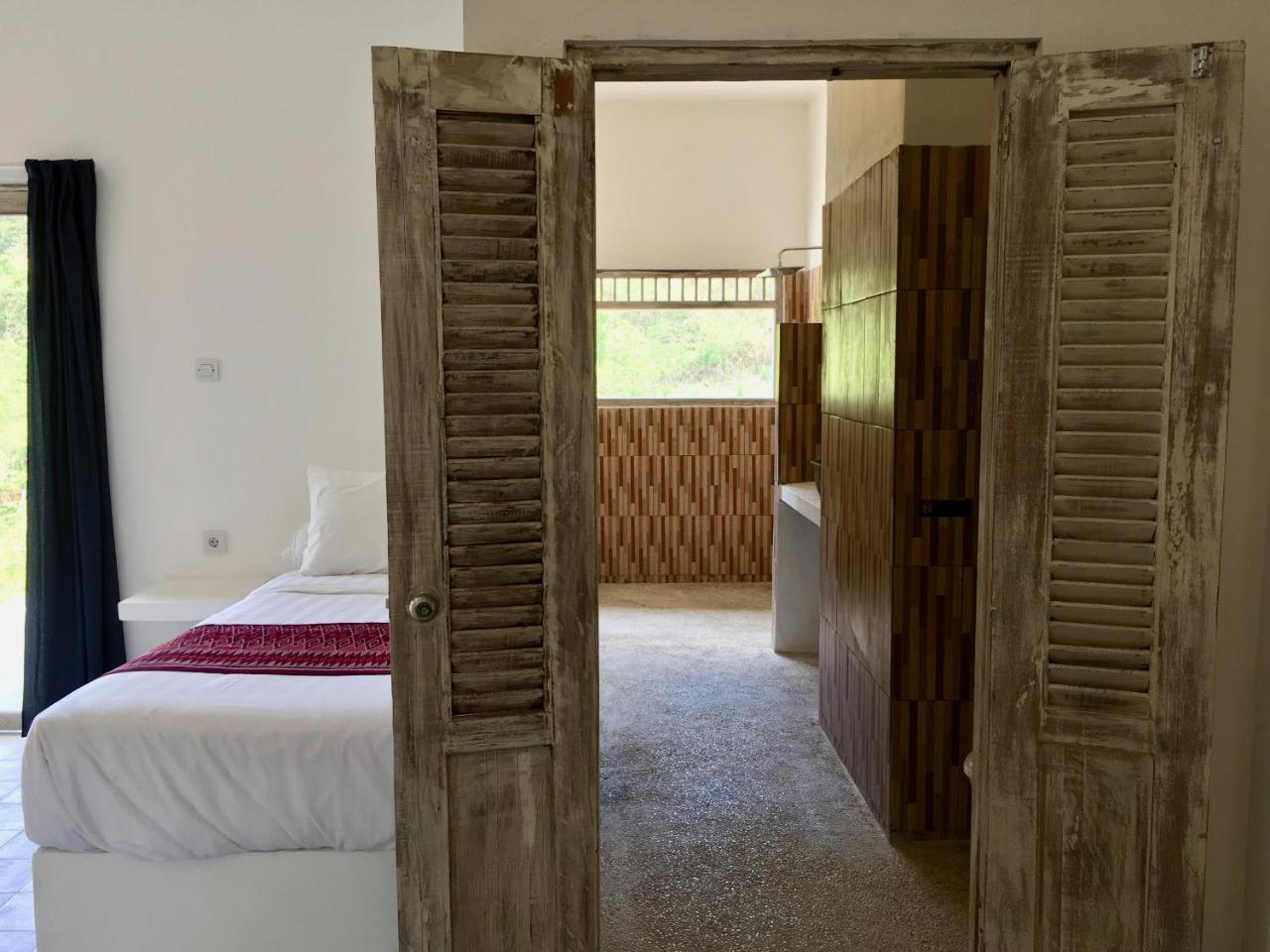 Namaste Bungalows Sakti Luaran gambar